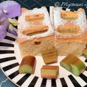 Letni deser – ciasto z rabarbarem prosto z ogrodu